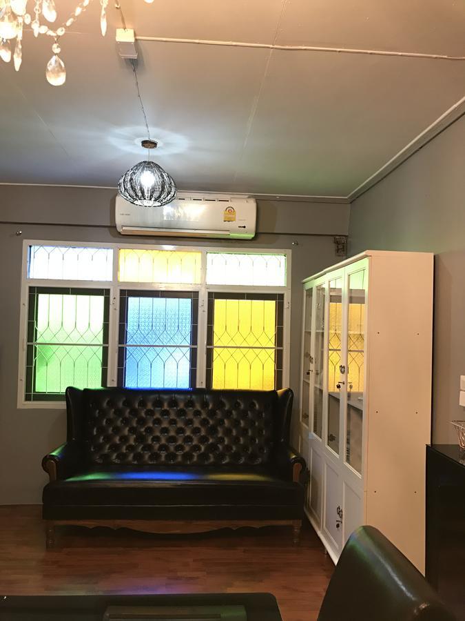 Add Home Hostel Vipavadee 42 Bangkok Exterior photo