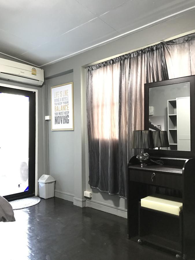 Add Home Hostel Vipavadee 42 Bangkok Exterior photo